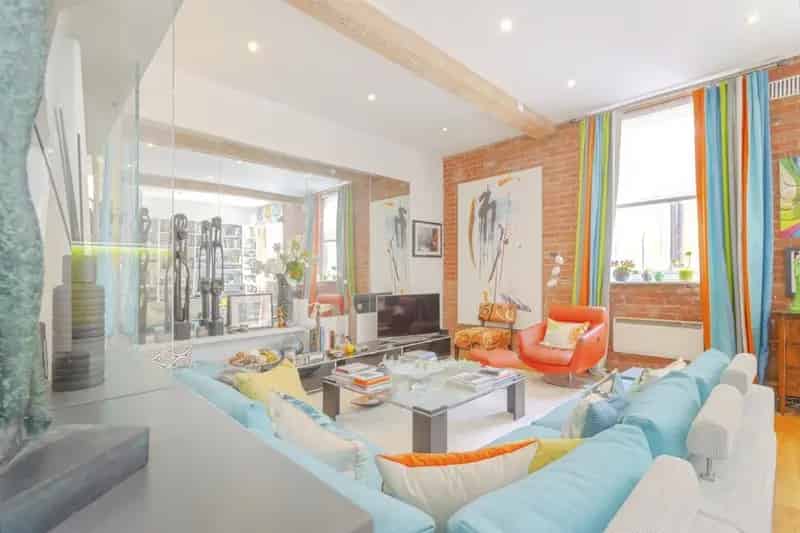 City Center Luxury Two-Bedroom Duplex Apartment with Secure Parking