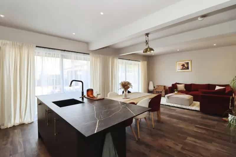 4-5 Bedroom Detached House for Sale Bristol Fully Renovated