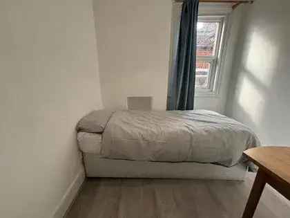 1 room house of 44 m² in London