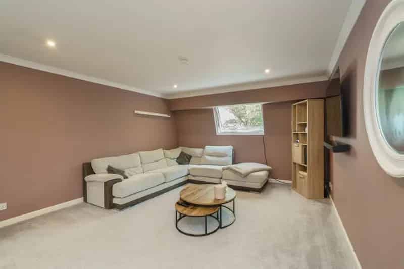 2 Bedroom Flat To Rent Available 01092025