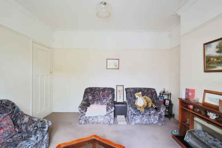 3 Bed Semi Detached House Burnage
