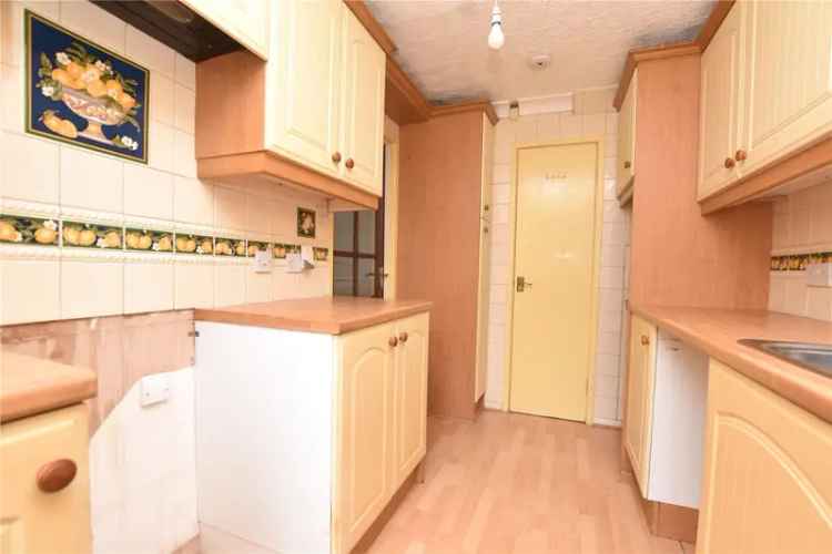 House For Sale in Leeds, England