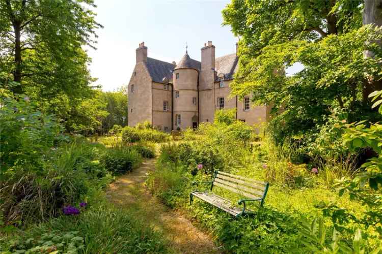 Historic Edinburgh Tower House 7 Beds 3 Kitchens 6 Bathrooms