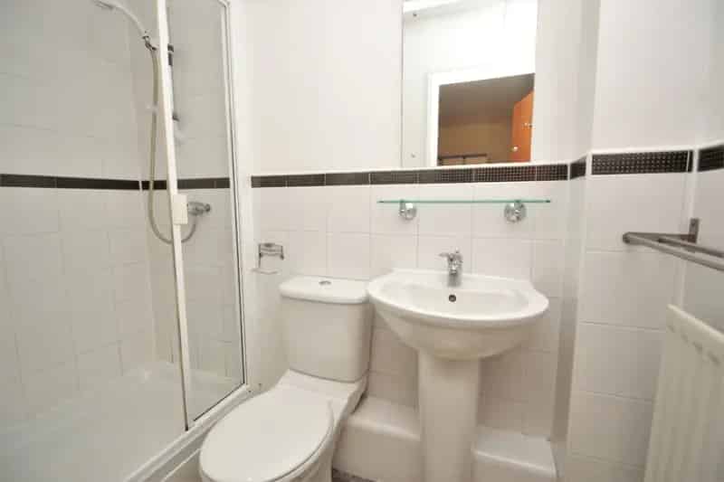 2 Bedroom Furnished Apartment to Rent Chapel Allerton