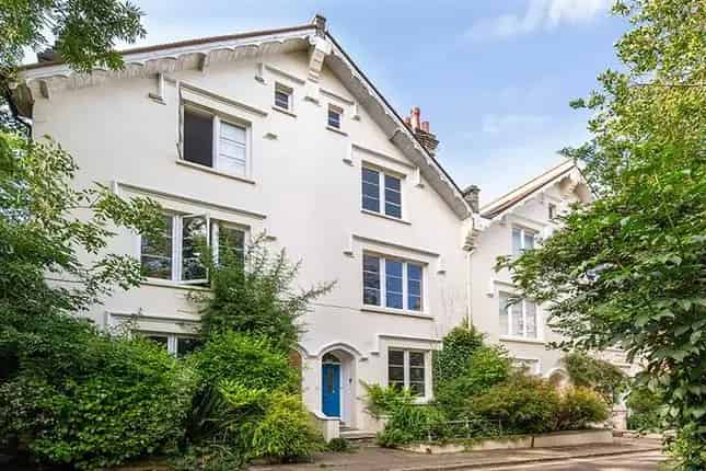 Grade II Listed 4 Floor House Near Hampstead Heath