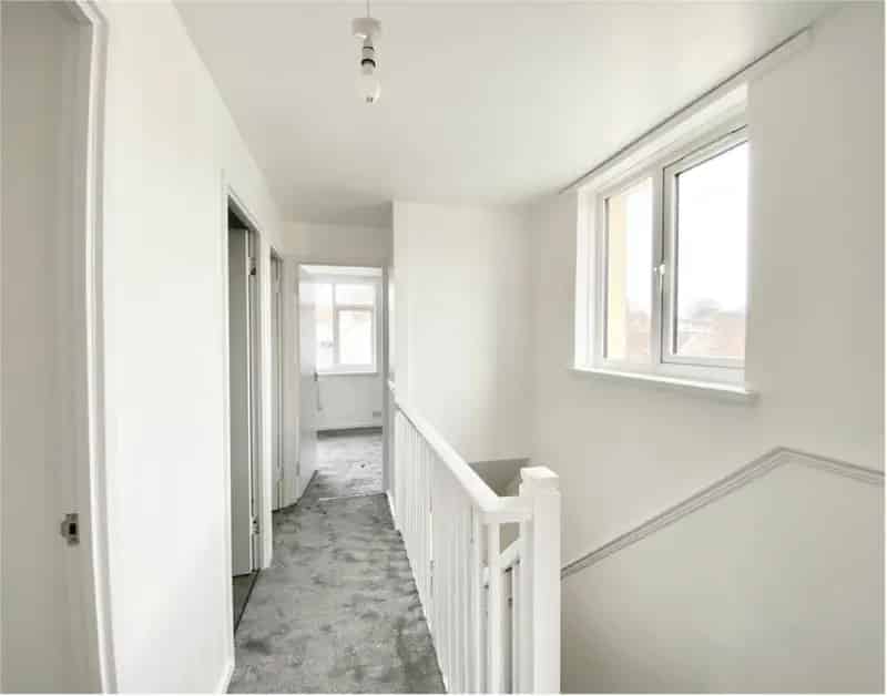 3 Bed Flat for Sale - Spacious Maisonette with Parking