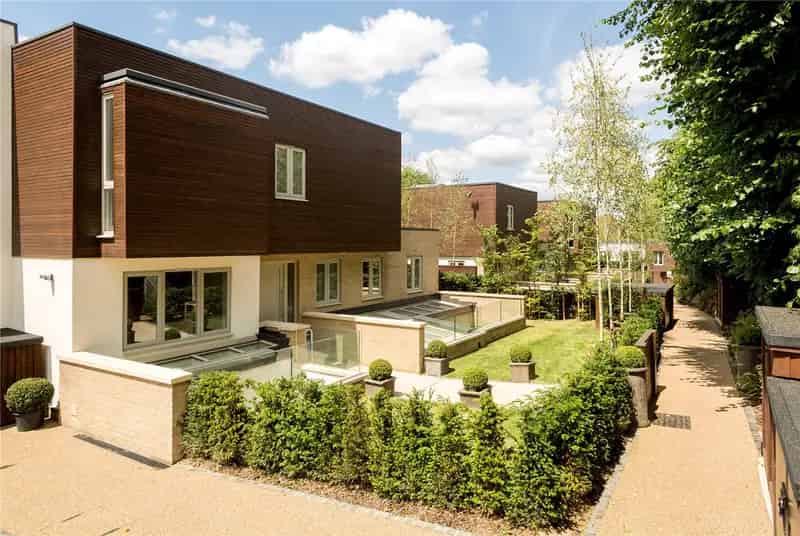5 Bedroom Semi-Detached House for Sale Pembroke Gardens London