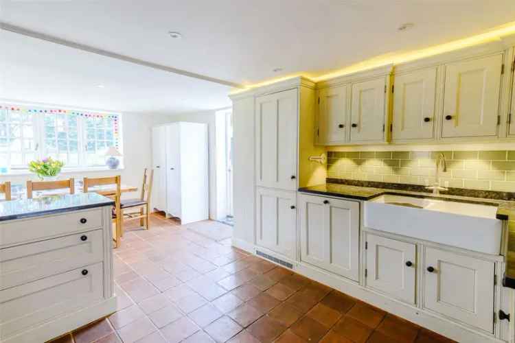 Detached House for sale with 6 bedrooms, Camer Street, Meopham