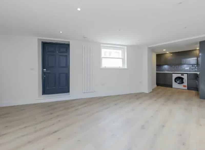 West Hampstead 1-Bed Maisonette - Newly Refurbished