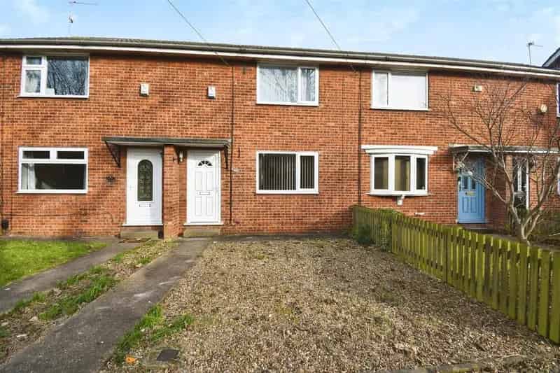 2 Bedroom Terraced House For Sale