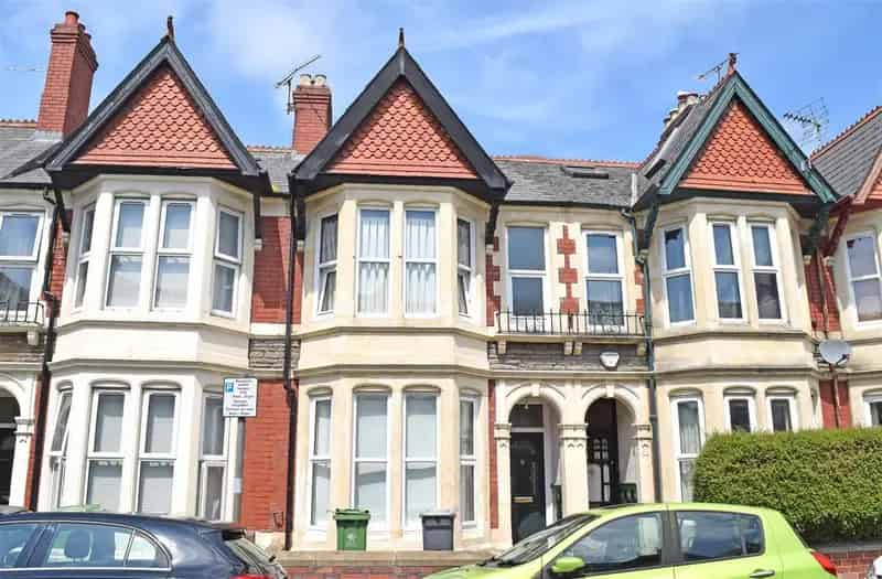 3 Bedroom House for Sale near University Hospital Wales Cardiff