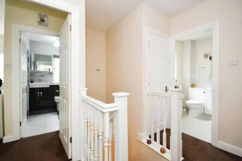 4 Bed Detached House for Sale in Sheffield