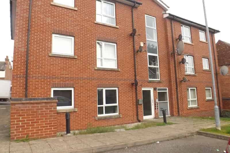 2 Bedroom Flat to Rent Nottingham NG3 - Modern Apartment with Parking