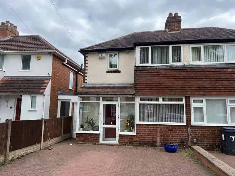 2 Bedroom Semi-Detached House for Sale