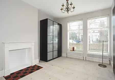 2-Bedroom Flat 108m² London - Private Garden & Wooden Floors