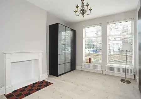2-Bedroom Flat 108m² London - Private Garden & Wooden Floors