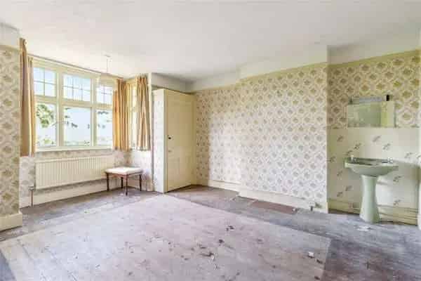 Stubbs Wood, Amersham, Buckinghamshire, HP6 6EY | Property for sale | Savills