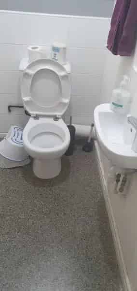 3 Bedroom Flat with Elevator and Stairs