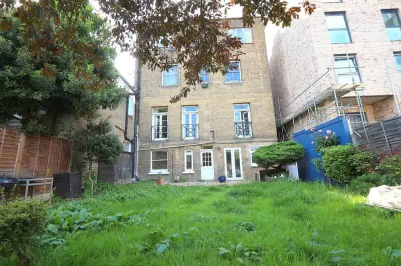 2 Bedroom Flat to Rent Near Finsbury Park N4