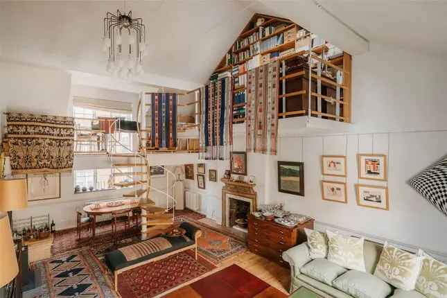 Flat for sale in Kensington Court Place, Kensington, London W8