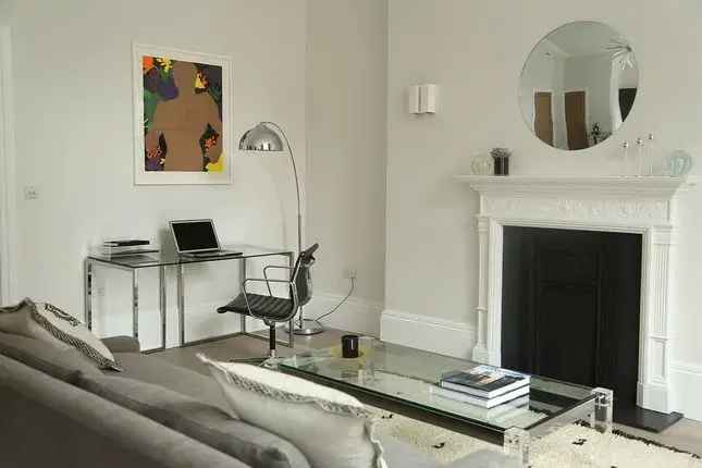 Flat to rent in Welbeck Street, Marylebone, London W1G