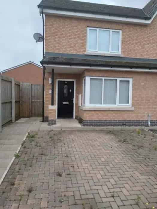 2 Bed House Lickers Lane