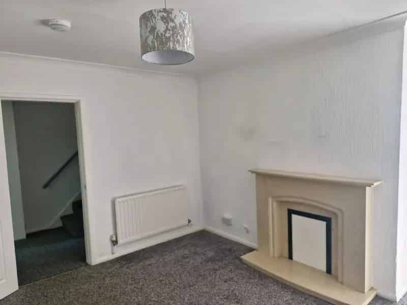3 Bedroom House To Let Available June 1st