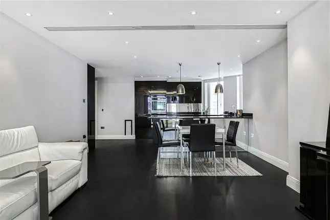 Flat for sale in Eccleston Street, London SW1W