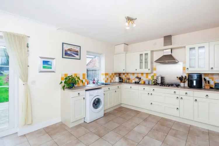 Four Bedroom House in Boughton Chester