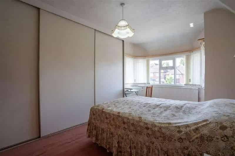 3 bed house for sale