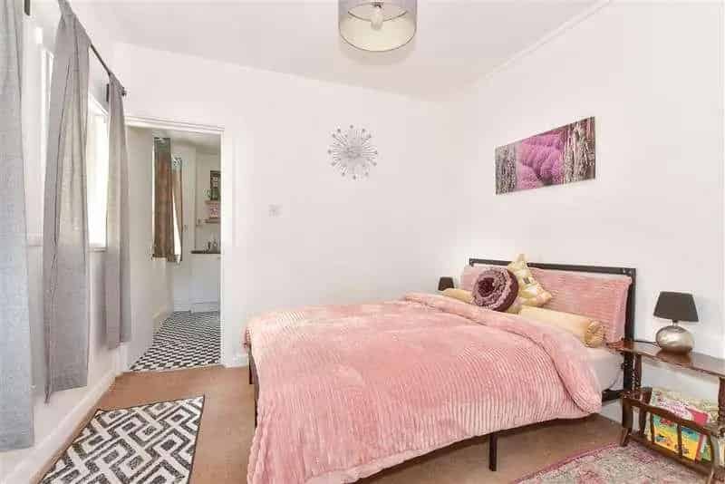 1 bed flat for sale