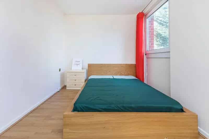 1 Bedroom Flat Share House to Rent