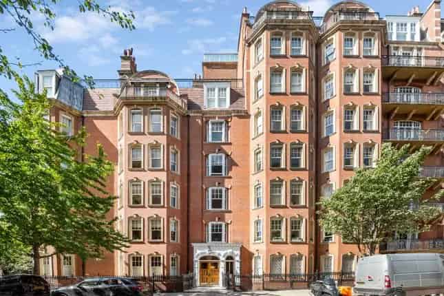 Flat for Sale Oakwood Court Kensington W14