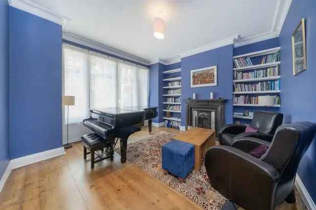 Semi-detached house for sale in Oakleigh Park North, London N20