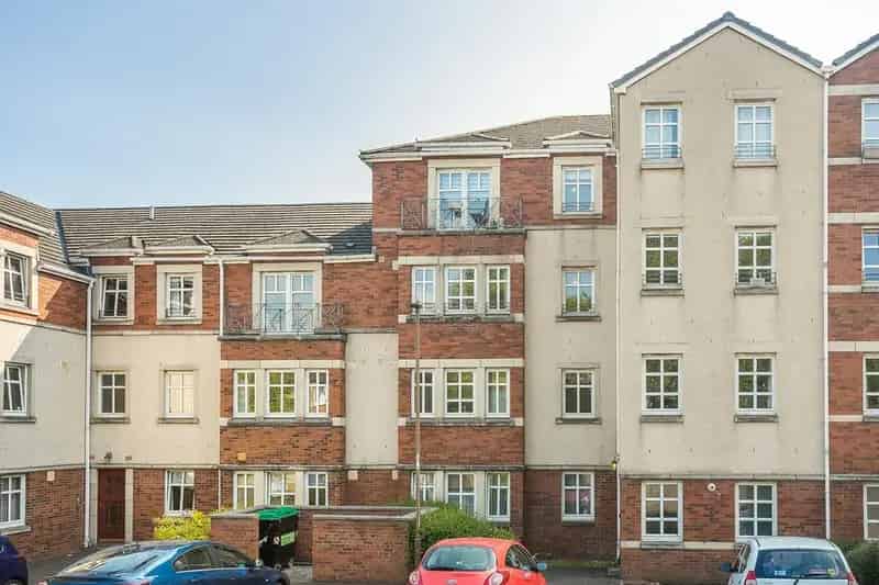 2 Bedroom Flat for Sale