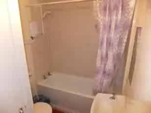 Spacious 1-Bed Flat Near QUB - Fully Furnished