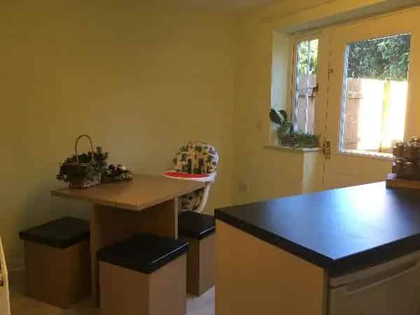 Two Bedroom House Stratford-upon-Avon Near Shops and Schools