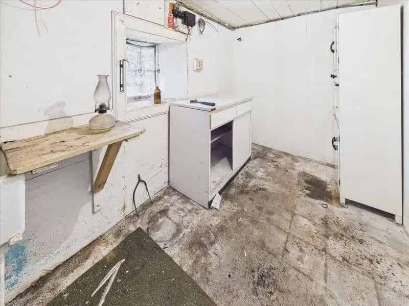 2 Bed House For Sale Needs Refurbishment Cash Buyers Only