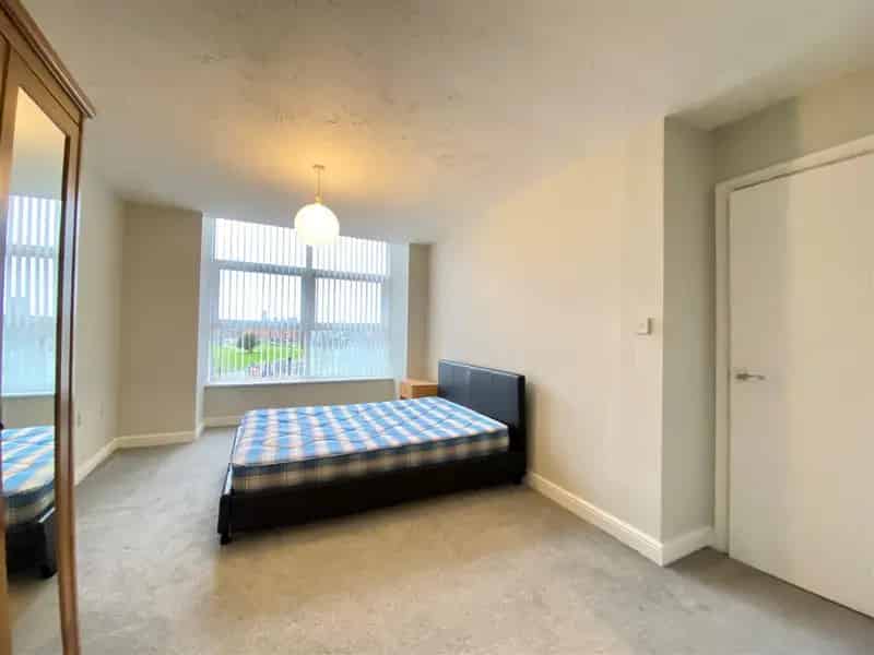 2 Bedroom Apartment in Grade II Listed Victoria Mill