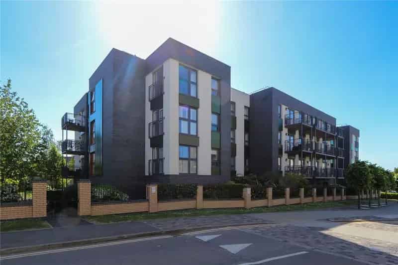 1 Bedroom Apartment for Sale
