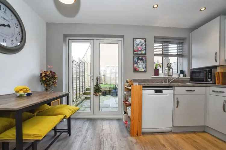 Stylish 2-Bed House with Upgraded Features and Landscaped Garden