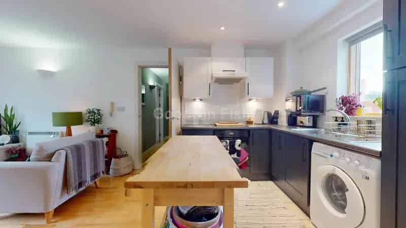 1 Bedroom Apartment House to Rent