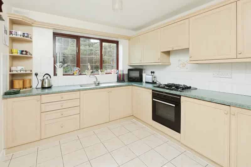 Detached Family Home Marston Green 4 Bed 2 Bath Double Garage