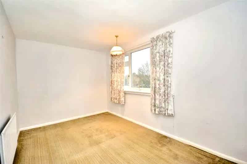 Three Bedroom Semi Detached Home Near Schools and Amenities