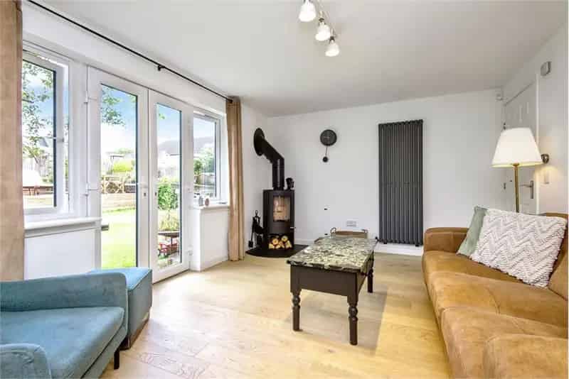 4 Bed Detached House Markinch 2 Reception Rooms