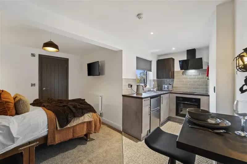 Derby Studio Apartment All Bills Included Zero Deposit Option