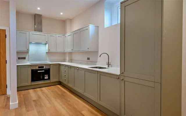 Alma Road, Windsor, Berkshire, SL4 3ET | New homes for sale | Savills