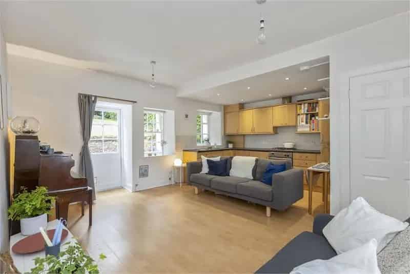 1 Bed Terraced Cottage Colinton Edinburgh South Facing Garden