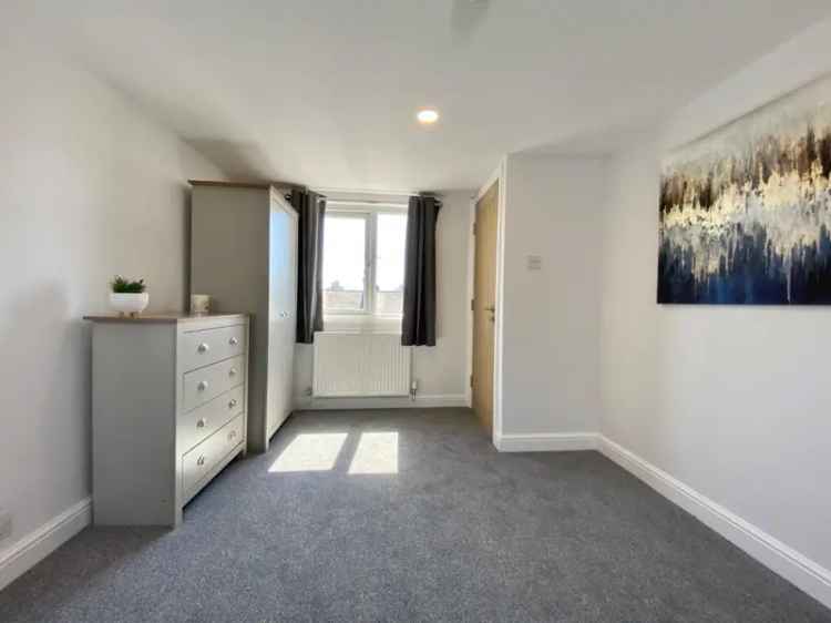 1 Bedroom Flat to Let Near Nestle and York Hospital