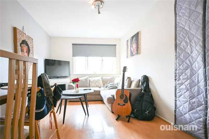 1 Bedroom Apartment for Sale - Oldbury